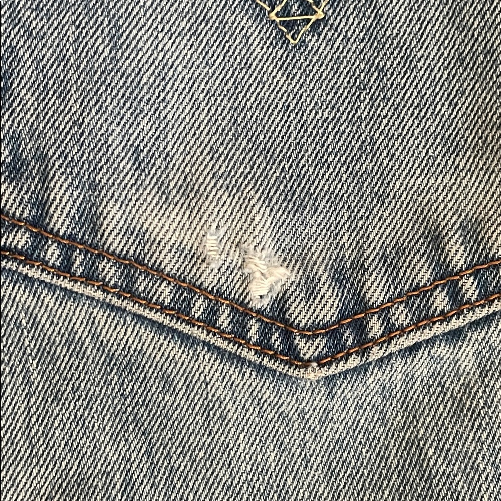 $10 SALE Levi’s 550 Light Medium Blue Denim Jeans Regular W38xL30 Distressed - Picture 5 of 8